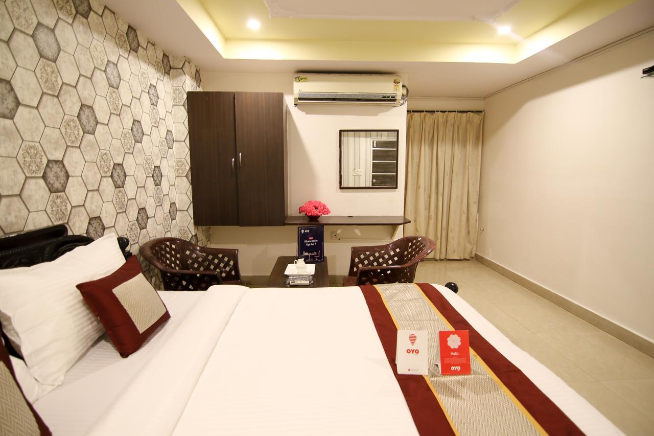 Oyo 9207 Chakri Guest House 비사카파트남 외부 사진