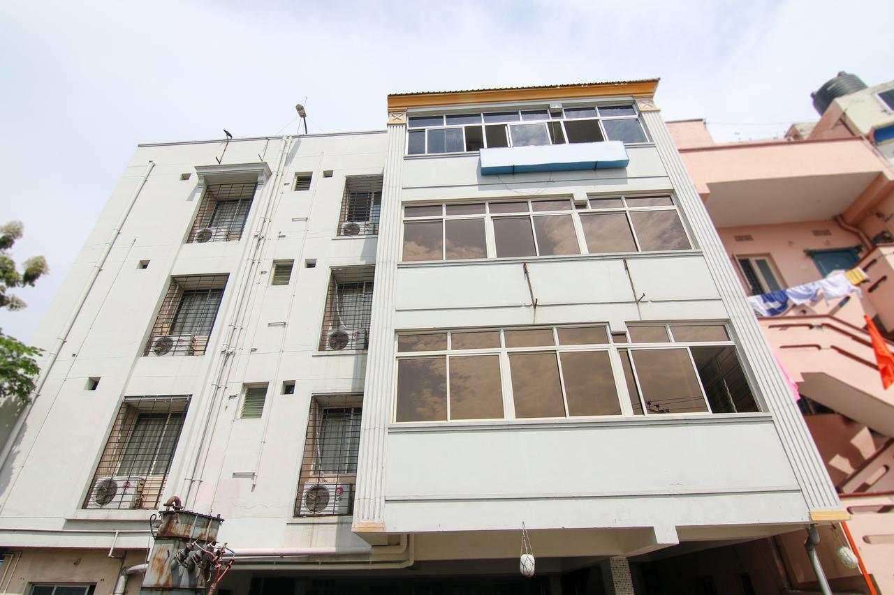 Oyo 9207 Chakri Guest House 비사카파트남 외부 사진